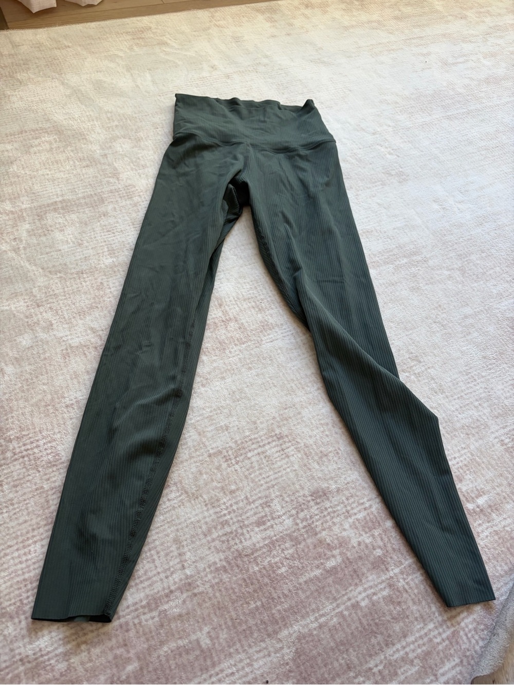 Nike Ribbed High-Waist Leggings - Olive